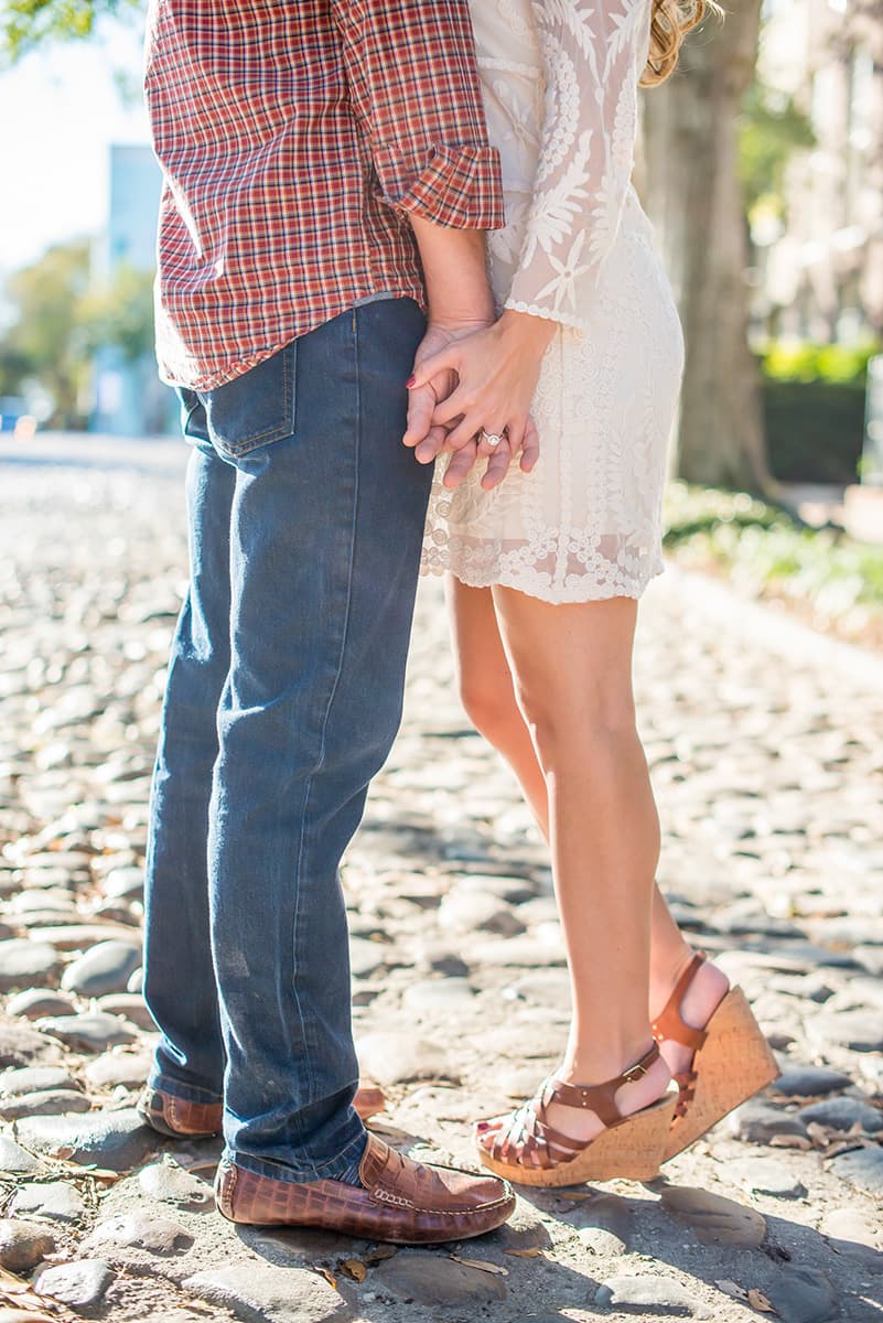 Cobblestone road in Charleston SC | Wedding photographer in Charleston, SC