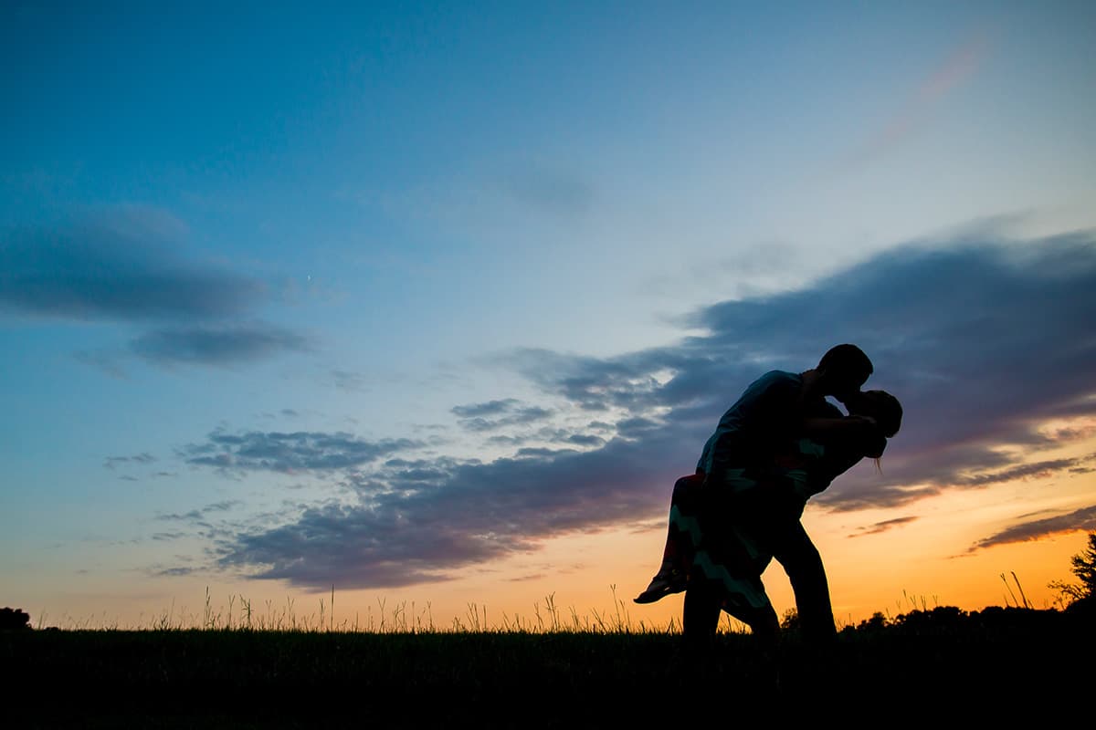 Sunset engagement picture in Simpsonville, SC